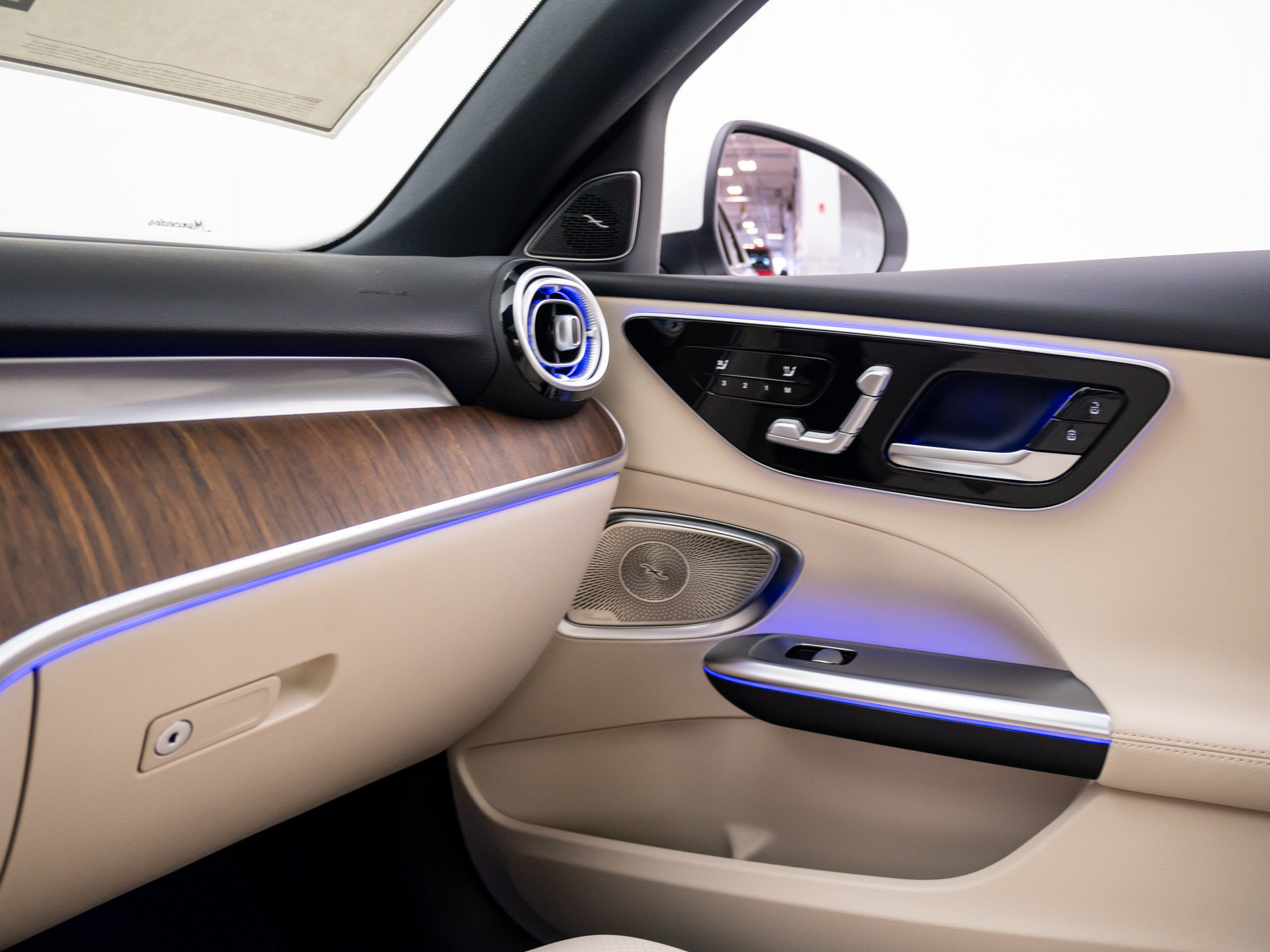 New 2026 Mercedes-Benz C 300 4MATIC Sedan image 28