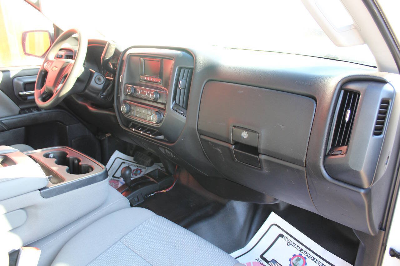 Used 2015 Chevrolet Silverado 2500 W/T AWD/4WD image 25