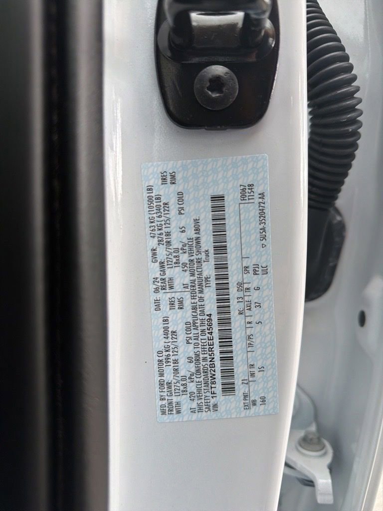 Used 2024 Ford F250 XL w/ STX Appearance Package AWD/4WD image 14