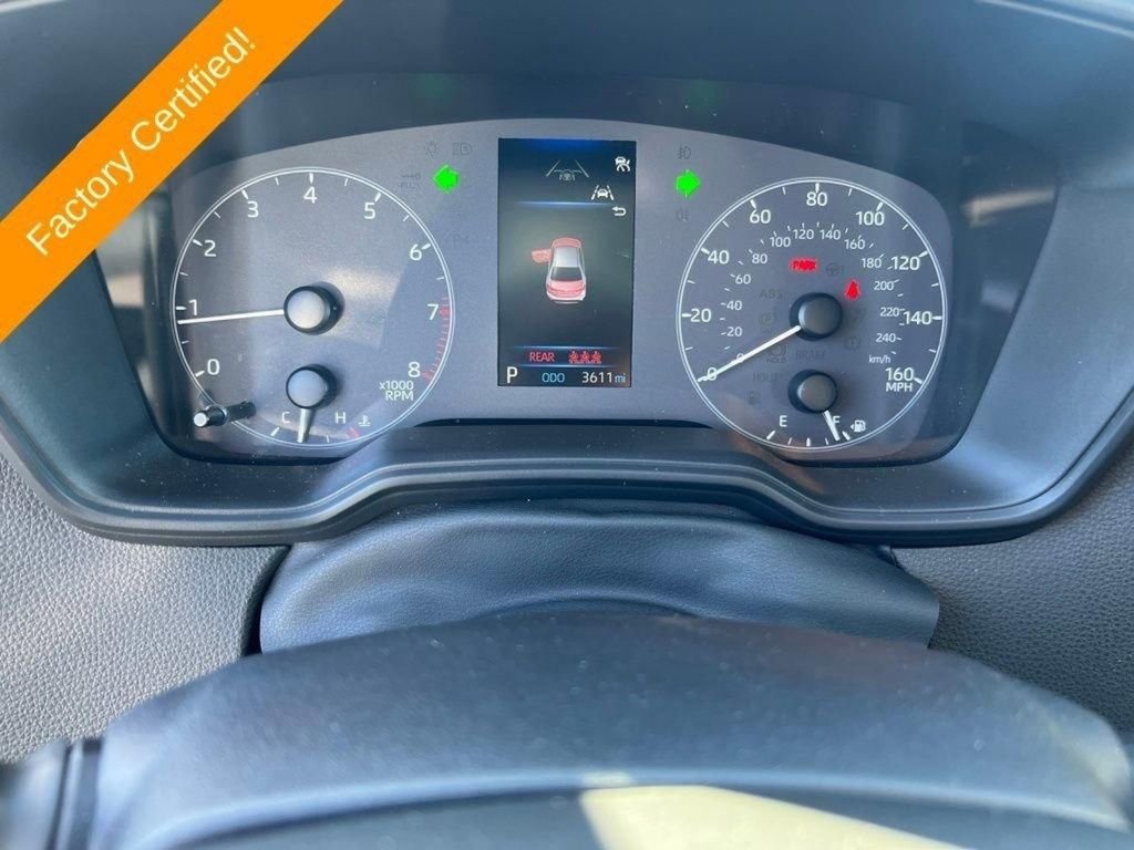 Used 2025 Toyota Corolla LE image 17