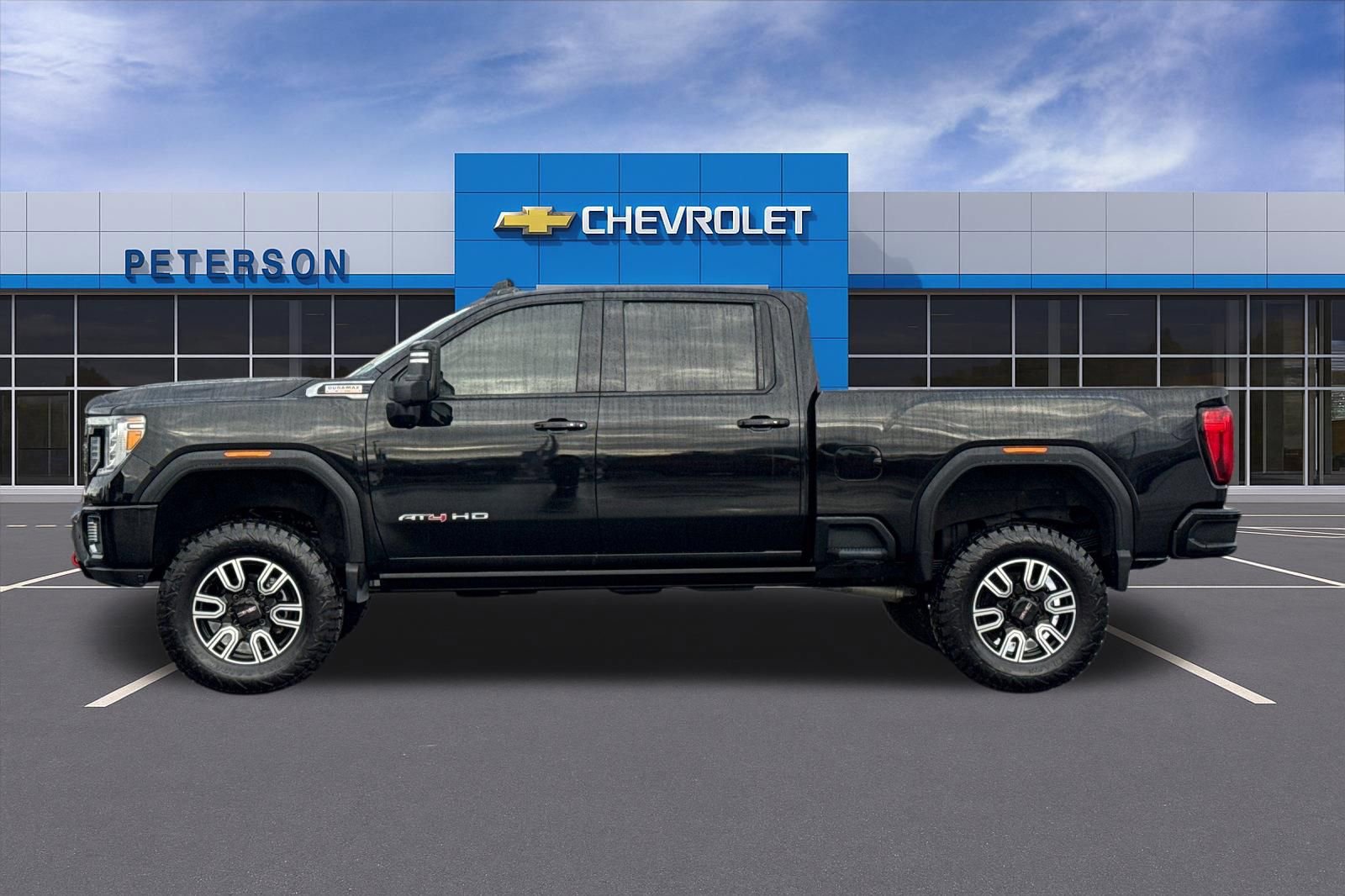 Used 2022 GMC Sierra 2500 AT4 w/ AT4 Premium Plus Package image 7