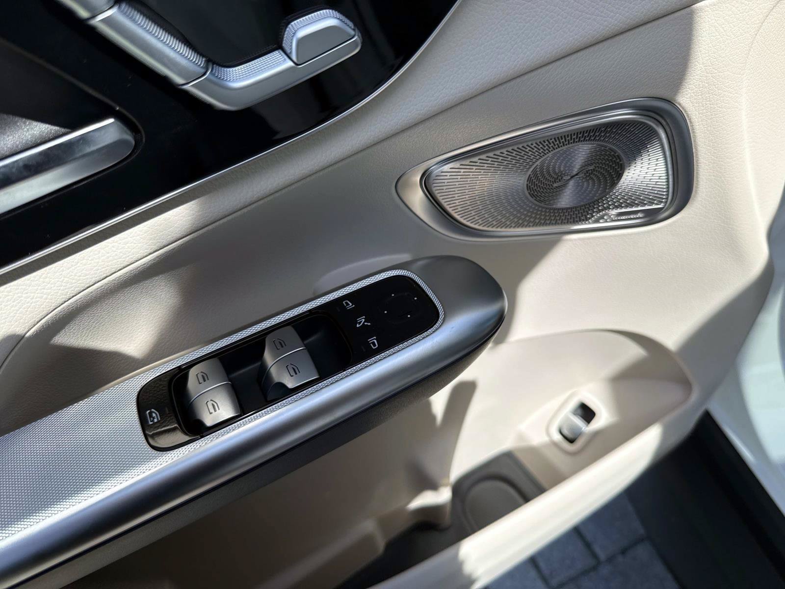 New 2027 Mercedes-Benz GLC 300 image 19