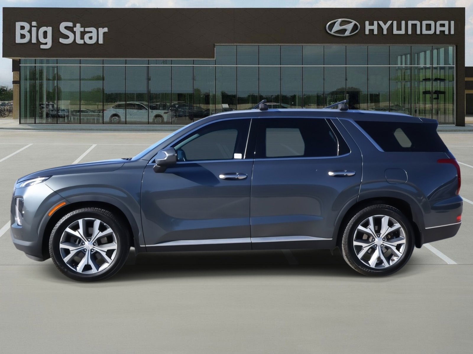 Used 2022 Hyundai Palisade SEL w/ Premium Package image 2