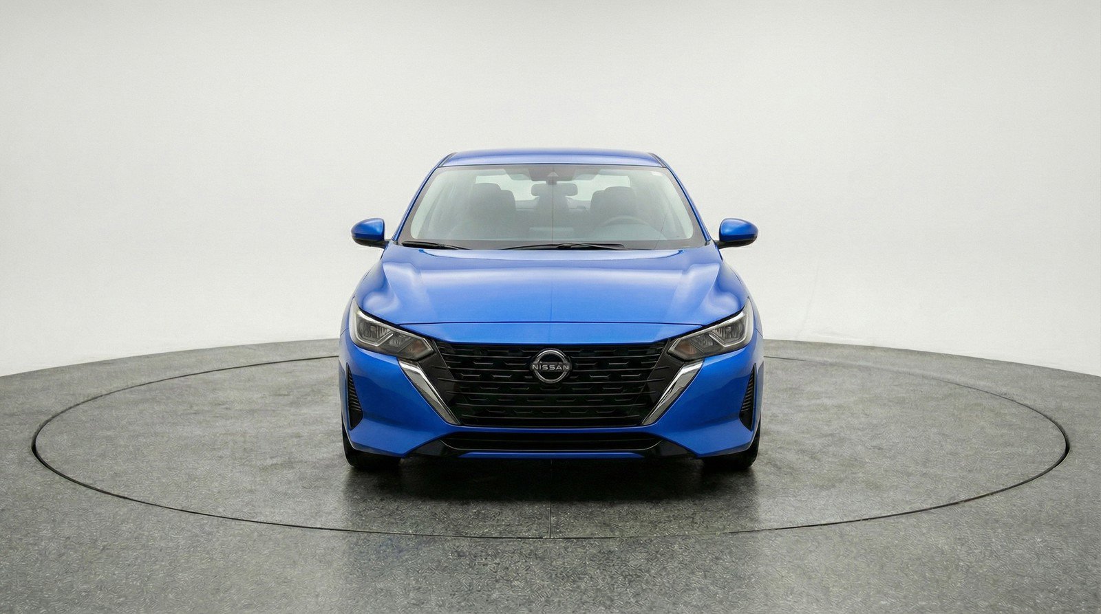 Used 2025 Nissan Sentra SV FWD image 2