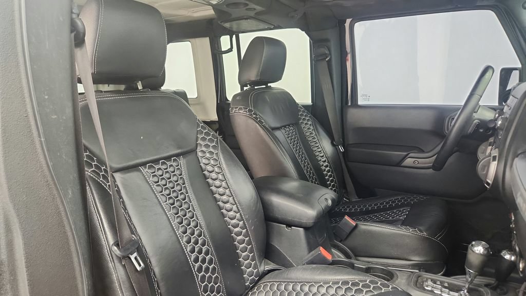 Used 2017 Jeep Wrangler Unlimited Sport w/ Quick Order Package 24S AWD/4WD image 23