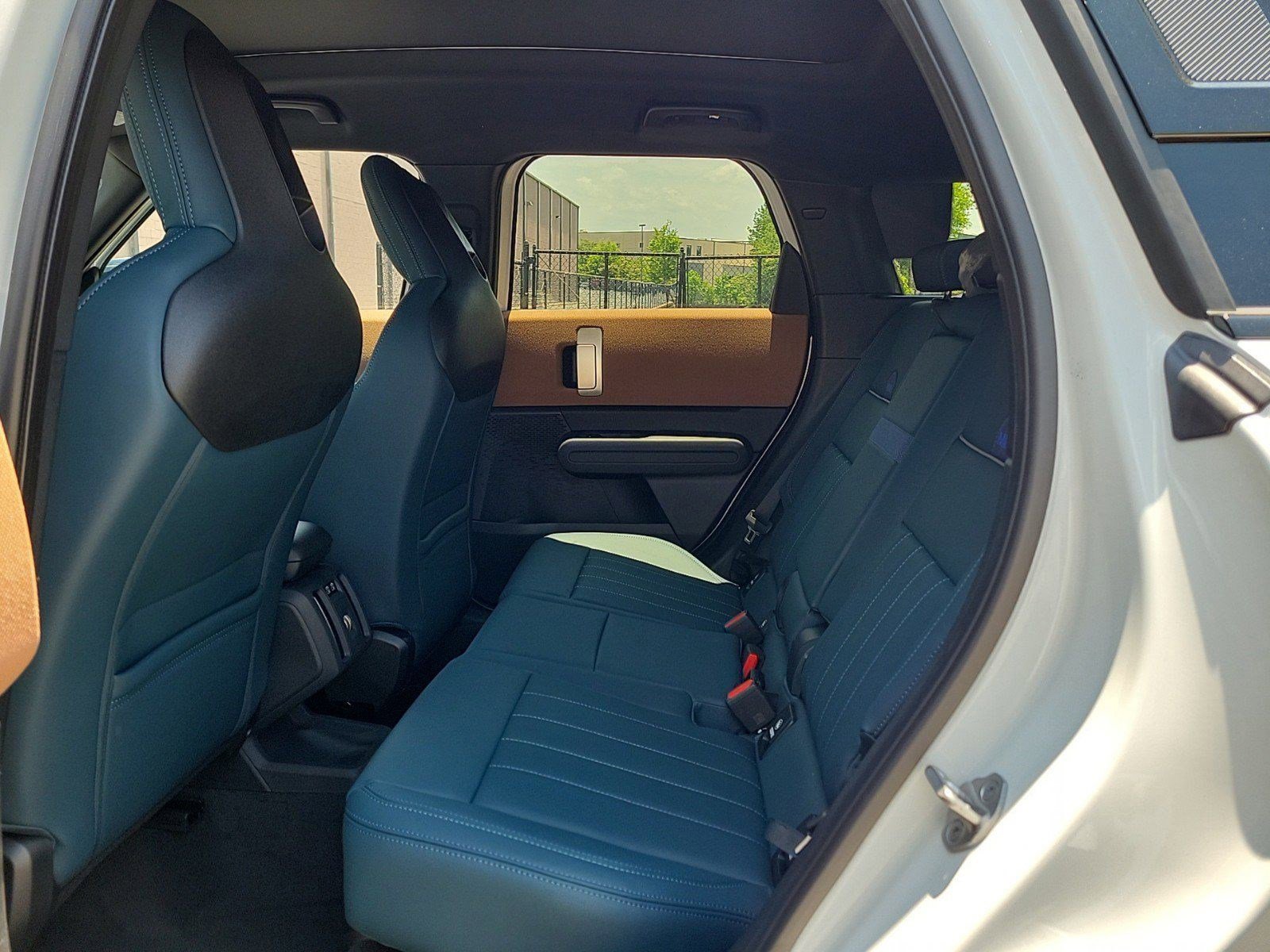 Used 2025 MINI Cooper Countryman S w/ Comfort Package Max image 13