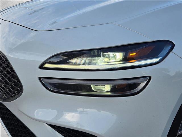 Used 2025 Genesis G70 2.5T image 9