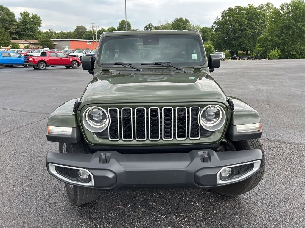 Used 2024 Jeep Wrangler Unlimited Sahara AWD/4WD image 2