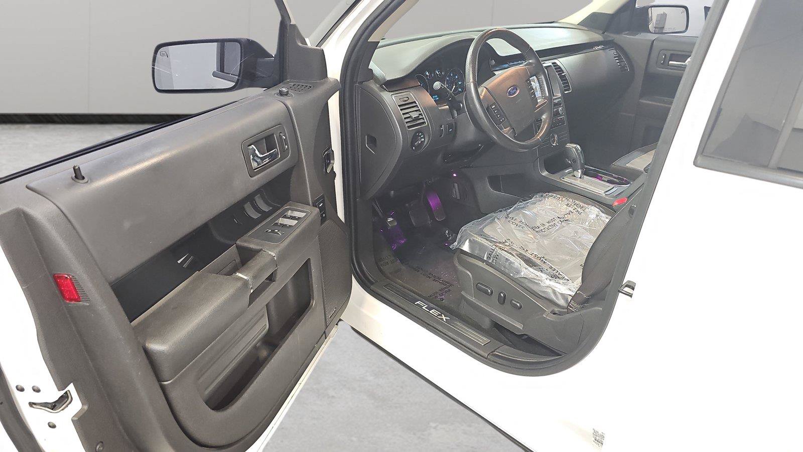 Used 2012 Ford Flex Titanium w/ Trailer Tow Pkg Class III FWD image 24