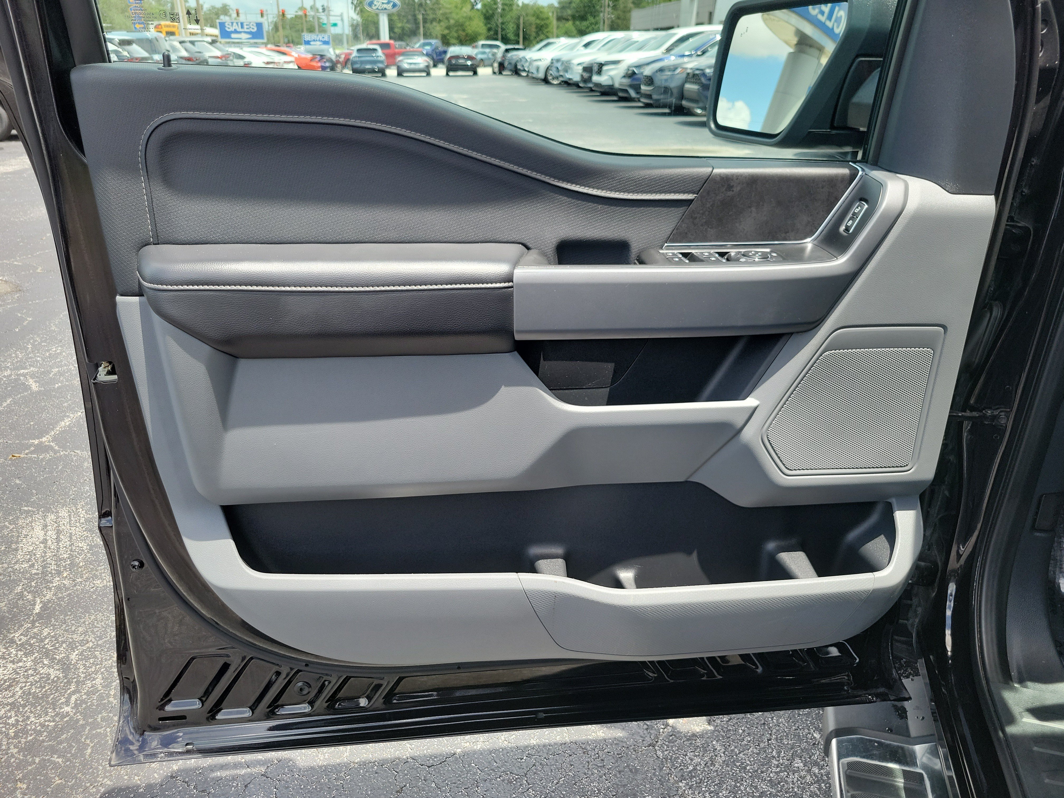 Used 2025 Ford F150 XLT w/ Equipment Group 301A Standard RWD image 16