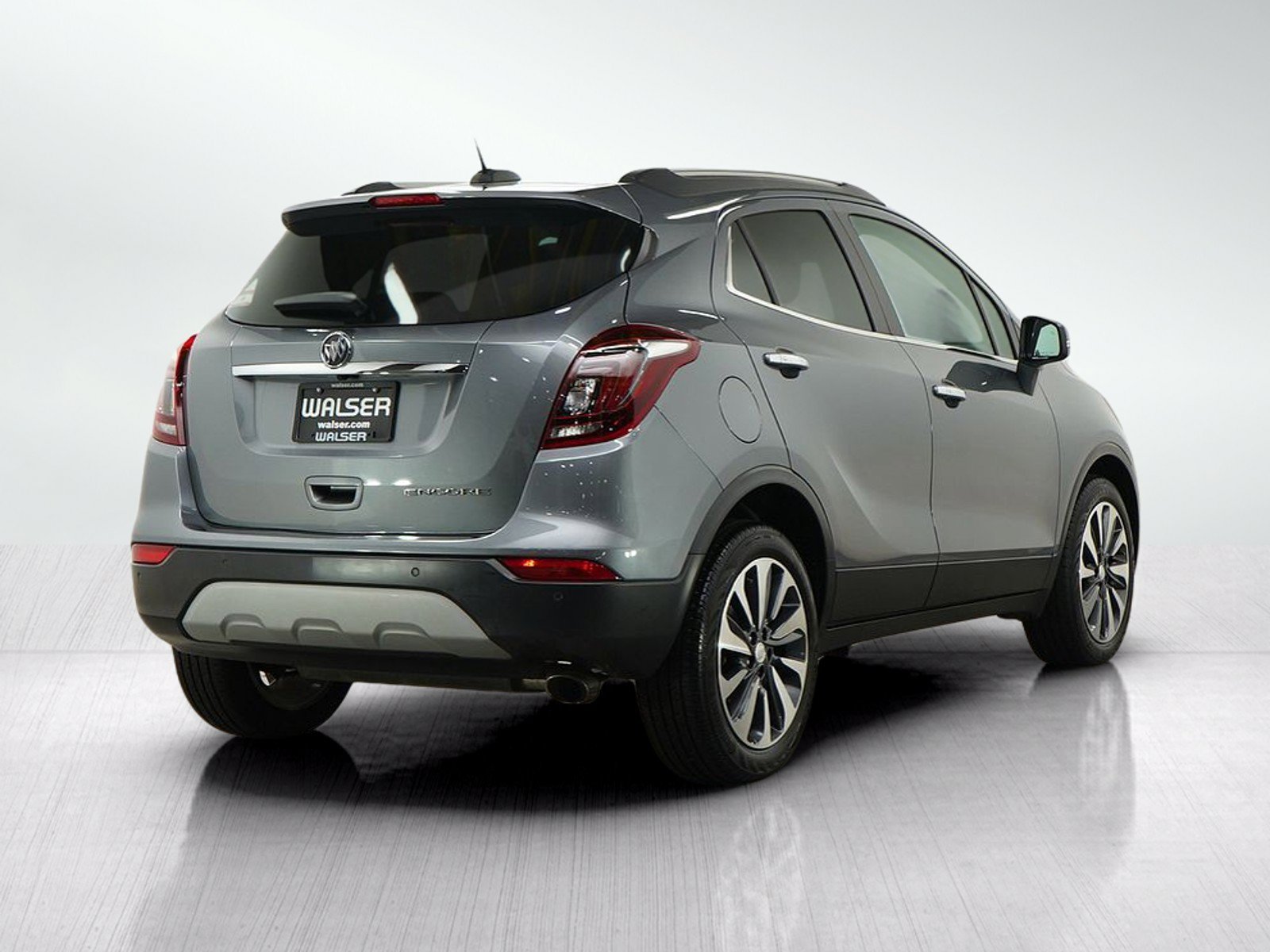 Used 2019 Buick Encore Essence w/ Safety Package II FWD image 5