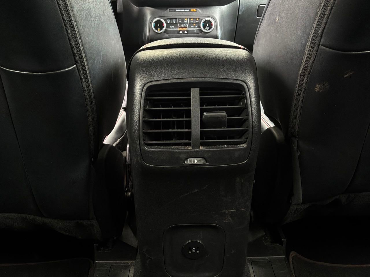 Used 2023 Ford Escape ST-Line FWD image 13