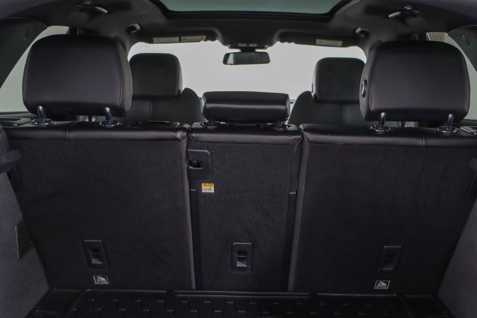 Used 2018 Jaguar F-PACE R-Sport AWD/4WD image 29