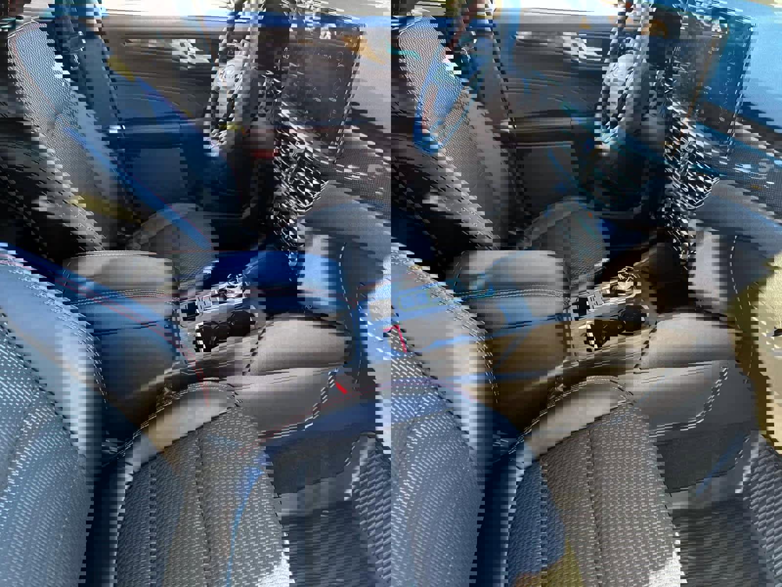 Used 2024 Ford Escape ST-Line Elite image 9