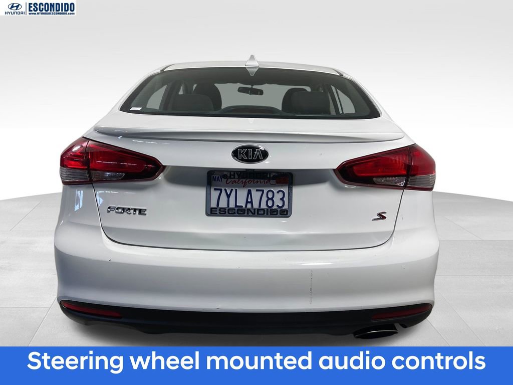 Used 2017 Kia Forte S image 4