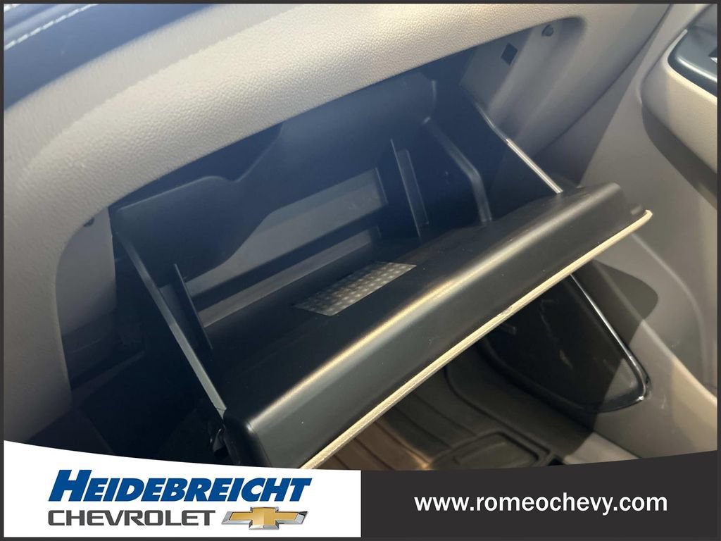 Used 2016 Chevrolet Suburban LTZ AWD/4WD image 29
