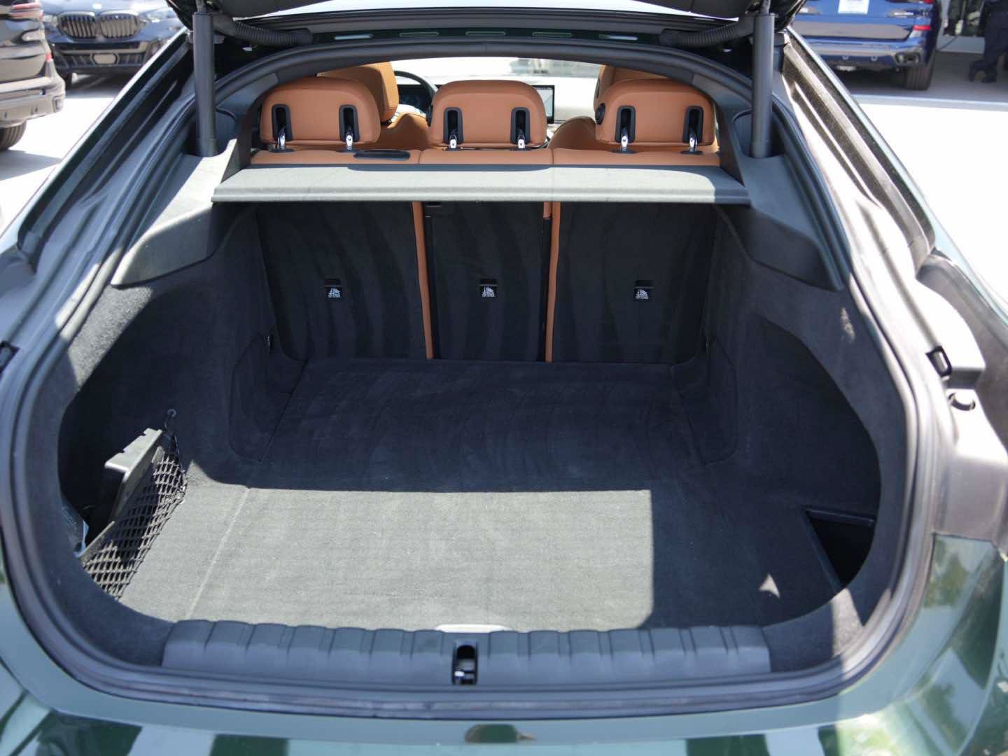 Used 2023 BMW i4 eDrive35 w/ Premium Package RWD image 5