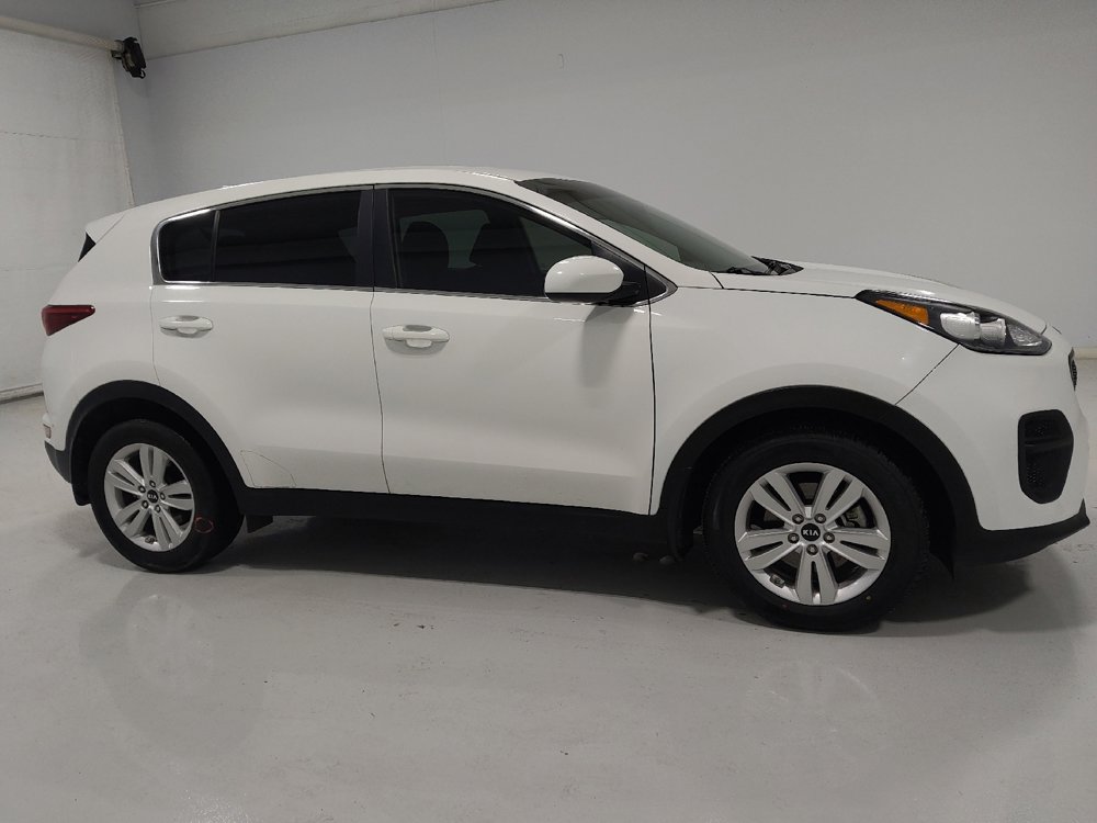 Used 2018 Kia Sportage LX image 11