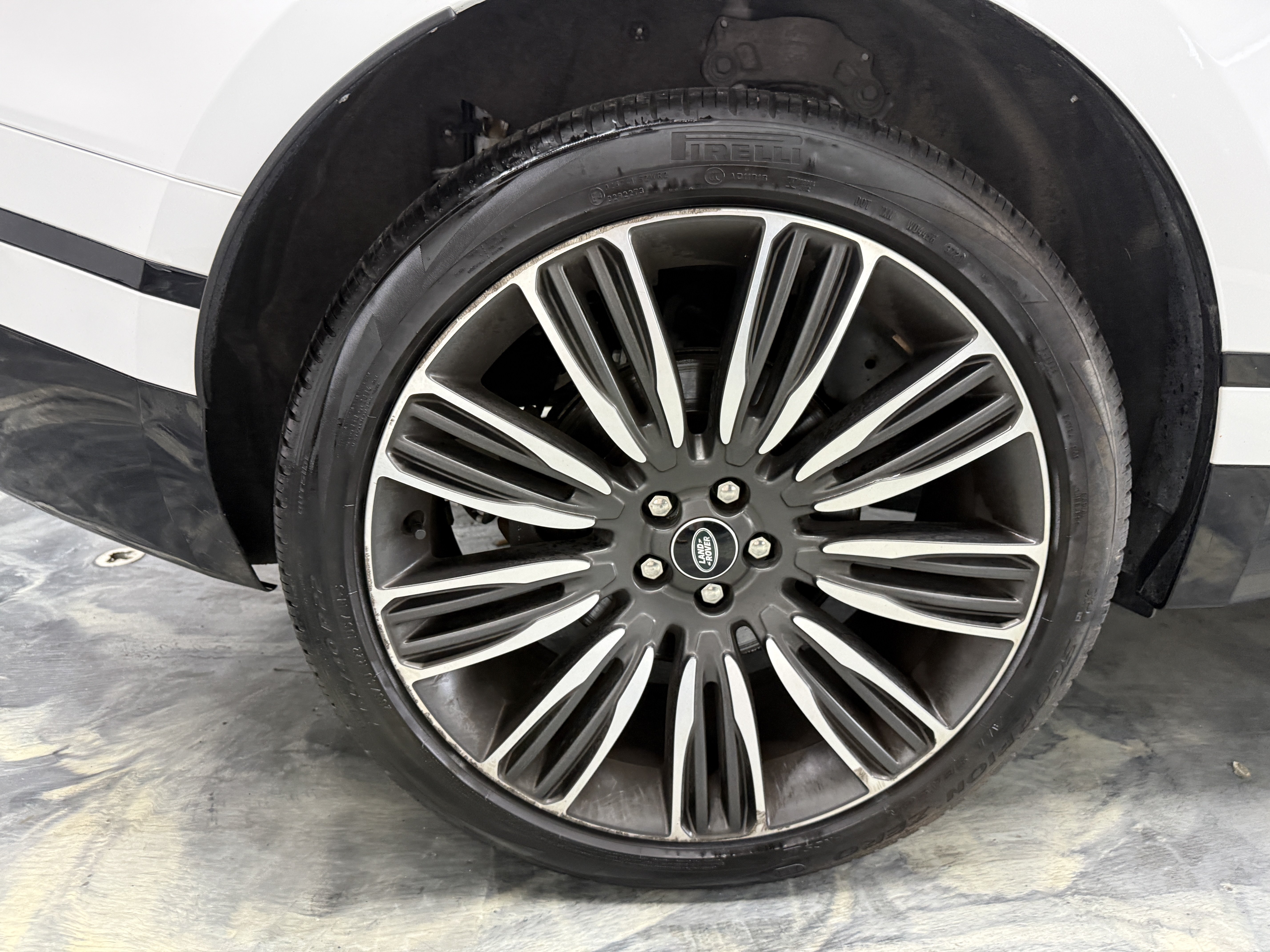 Used 2022 Land Rover Range Rover Velar R-Dynamic S AWD/4WD image 27