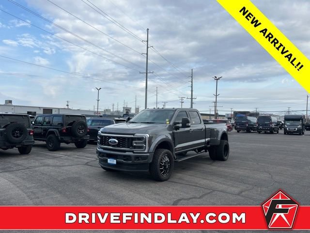 Used 2026 Ford F450 Platinum w/ FX4 Off-Road Package image 1