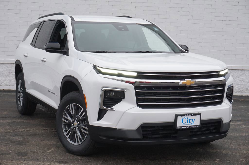 New 2026 Chevrolet Traverse LT image 3