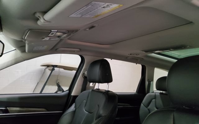 Used 2022 Kia Telluride SX w/ Nightfall Edition Package AWD/4WD image 23