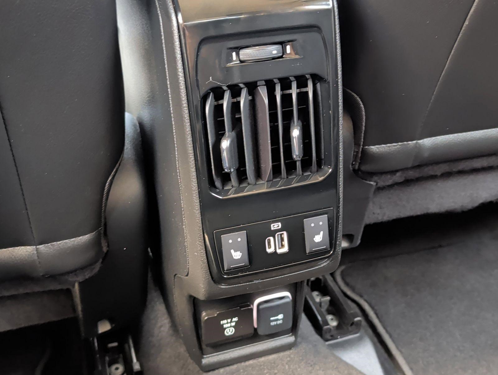 Used 2022 Jeep Compass Limited w/ Elite Group image 24