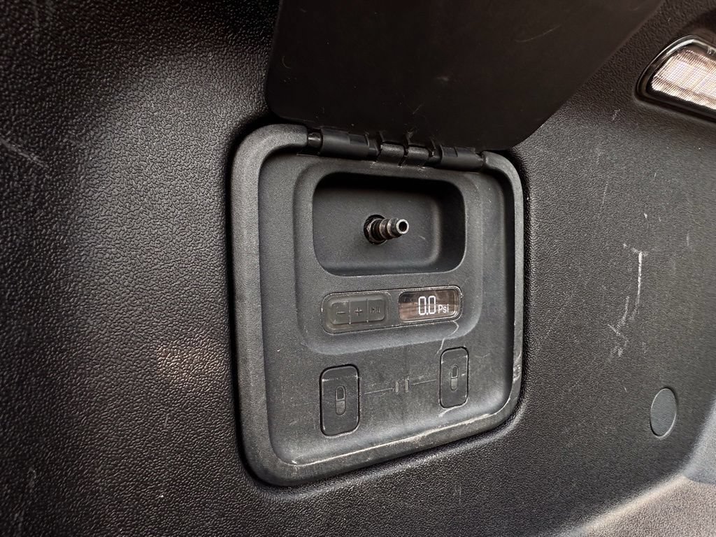 Used 2023 Rivian R1T Adventure Quad AWD/4WD image 7