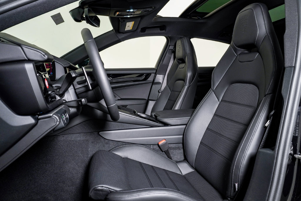 New 2026 Porsche Panamera 4 AWD/4WD image 5