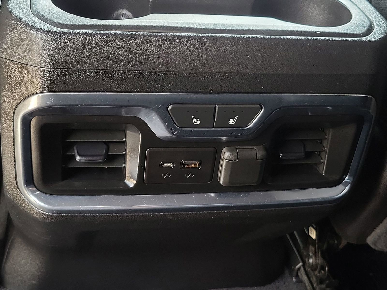 Used 2019 GMC Sierra 1500 AT4 w/ AT4 Premium Package AWD/4WD image 21