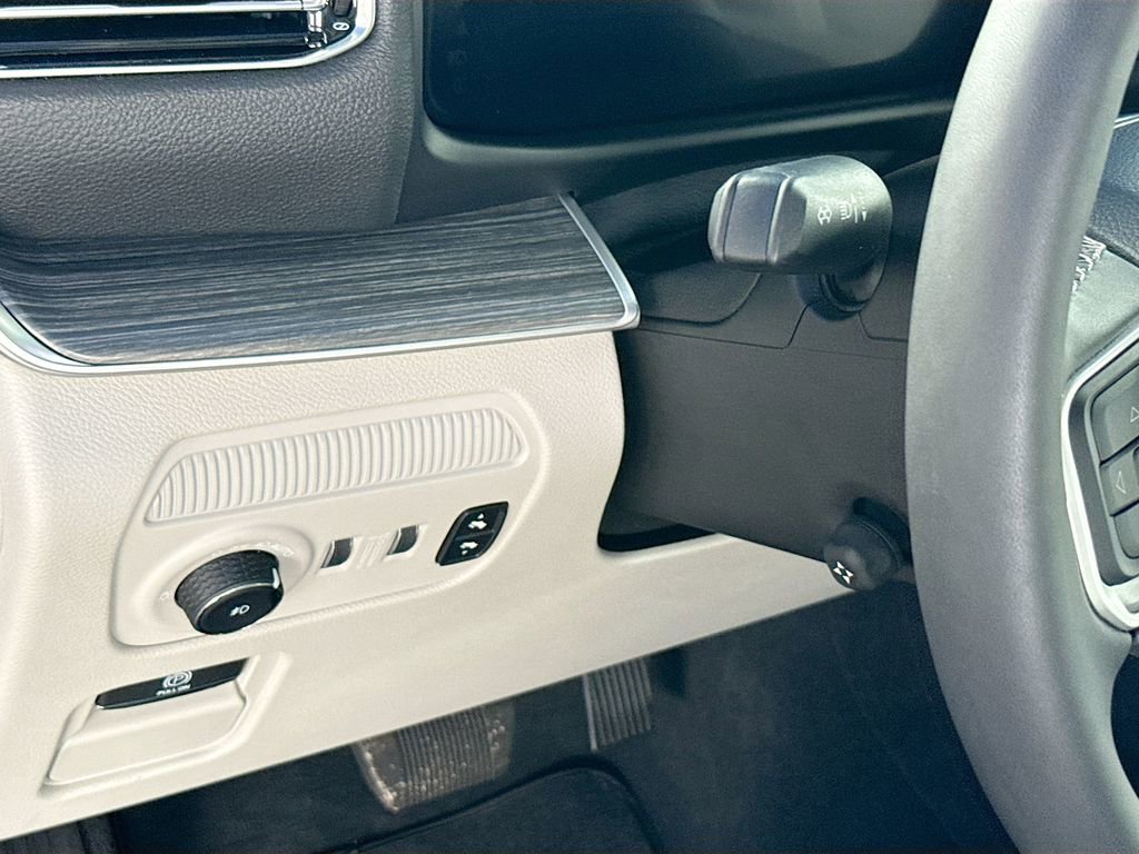 New 2024 Jeep Wagoneer Series II w/ Flexible Seating Group image 10