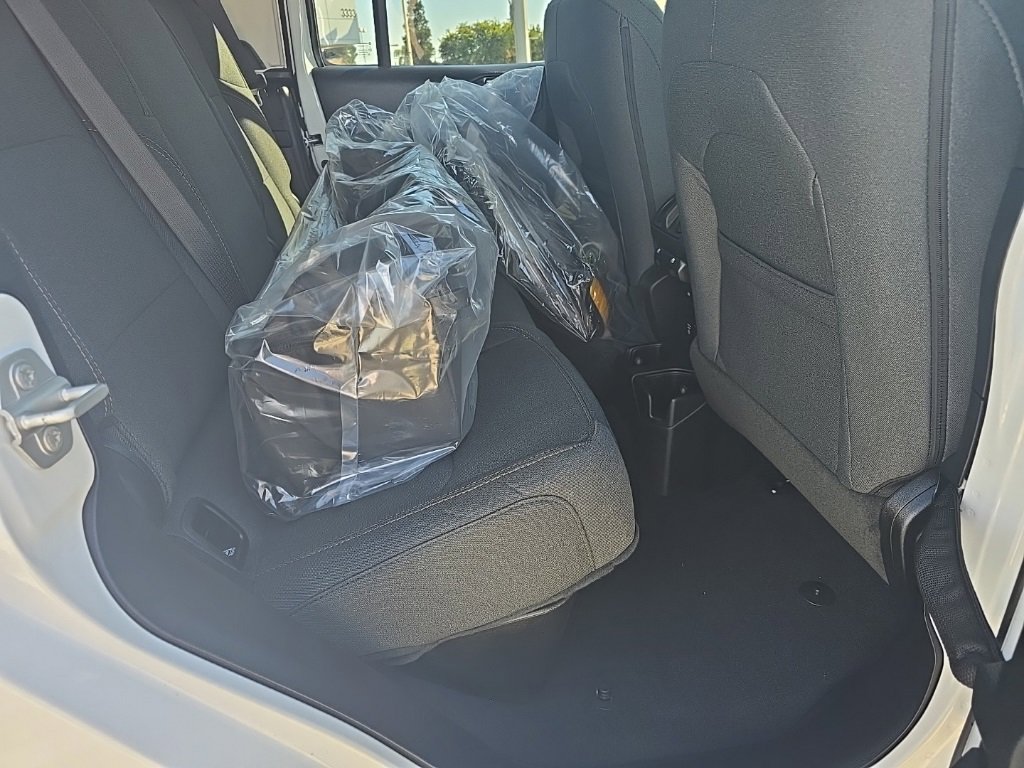 New 2025 Jeep Gladiator Sport image 10