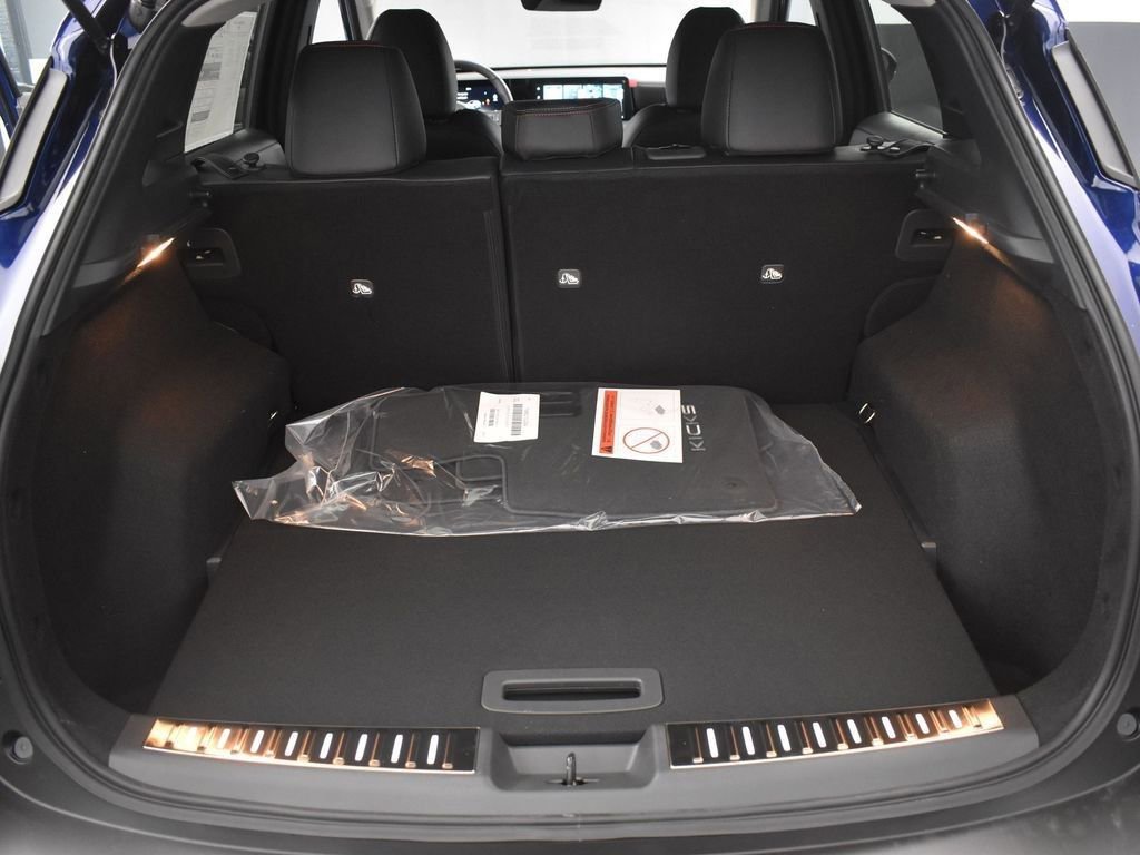 New 2026 Nissan Kicks SR w/ Illumination Package image 34