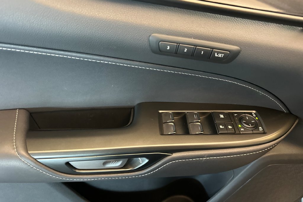 Certified 2026 Lexus NX 350h AWD w/ Accessory Package (2T) image 11