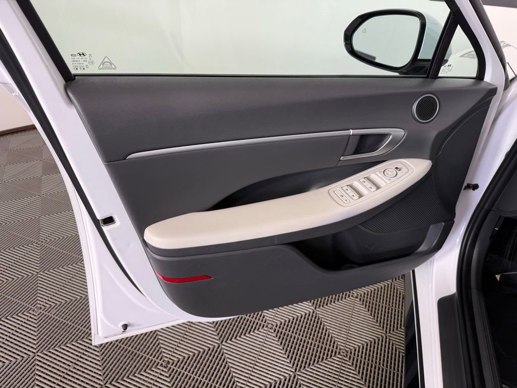 Used 2024 Hyundai Sonata SEL image 12