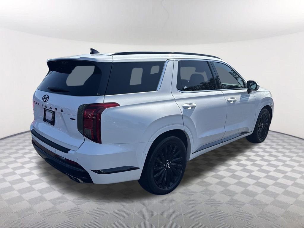 Used 2024 Hyundai Palisade Calligraphy image 5