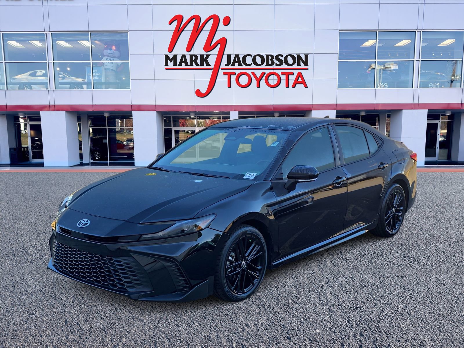 Used 2025 Toyota Camry SE