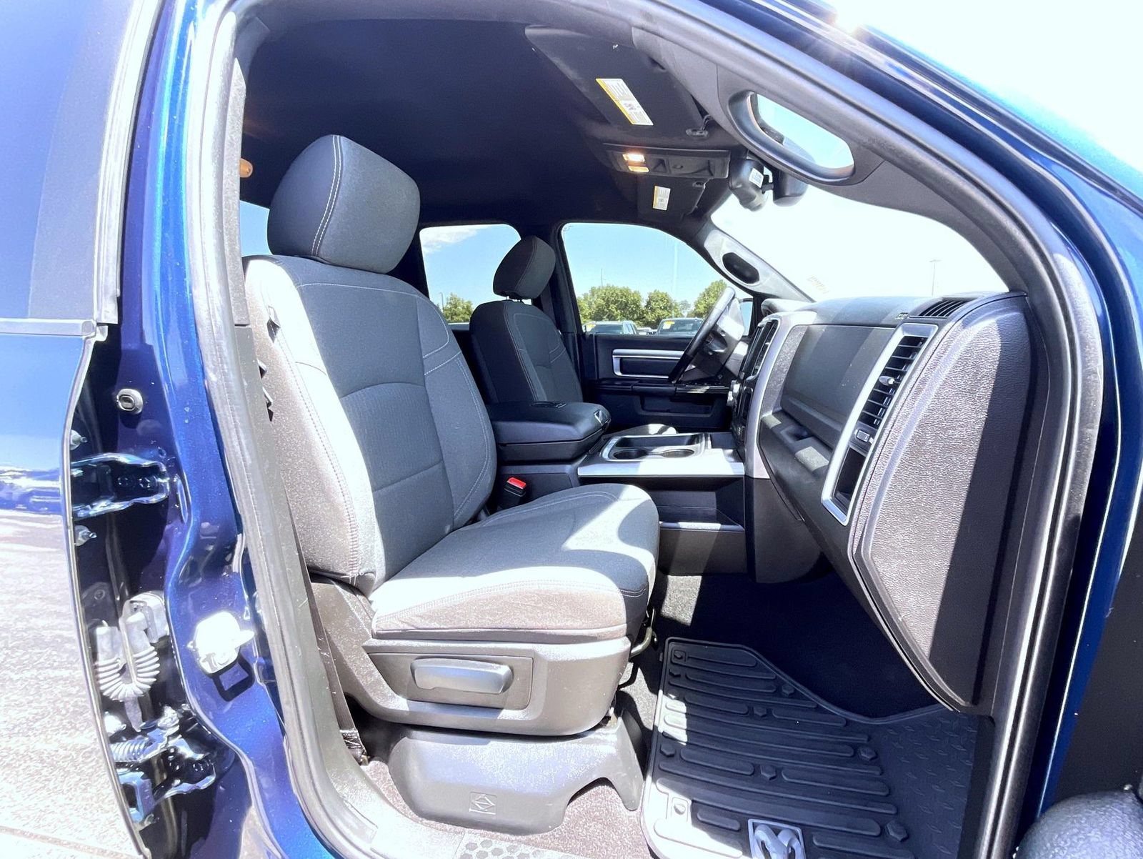 Used 2022 RAM 1500 Warlock w/ Electronics Group AWD/4WD image 16