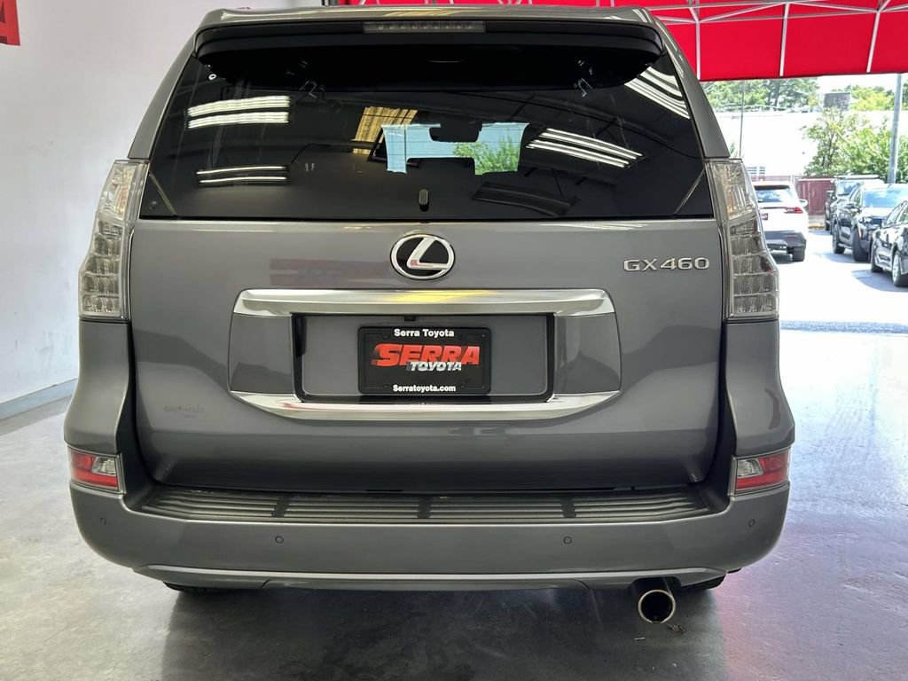 Used 2023 Lexus GX 460 Premium w/ Premium Package AWD/4WD image 4