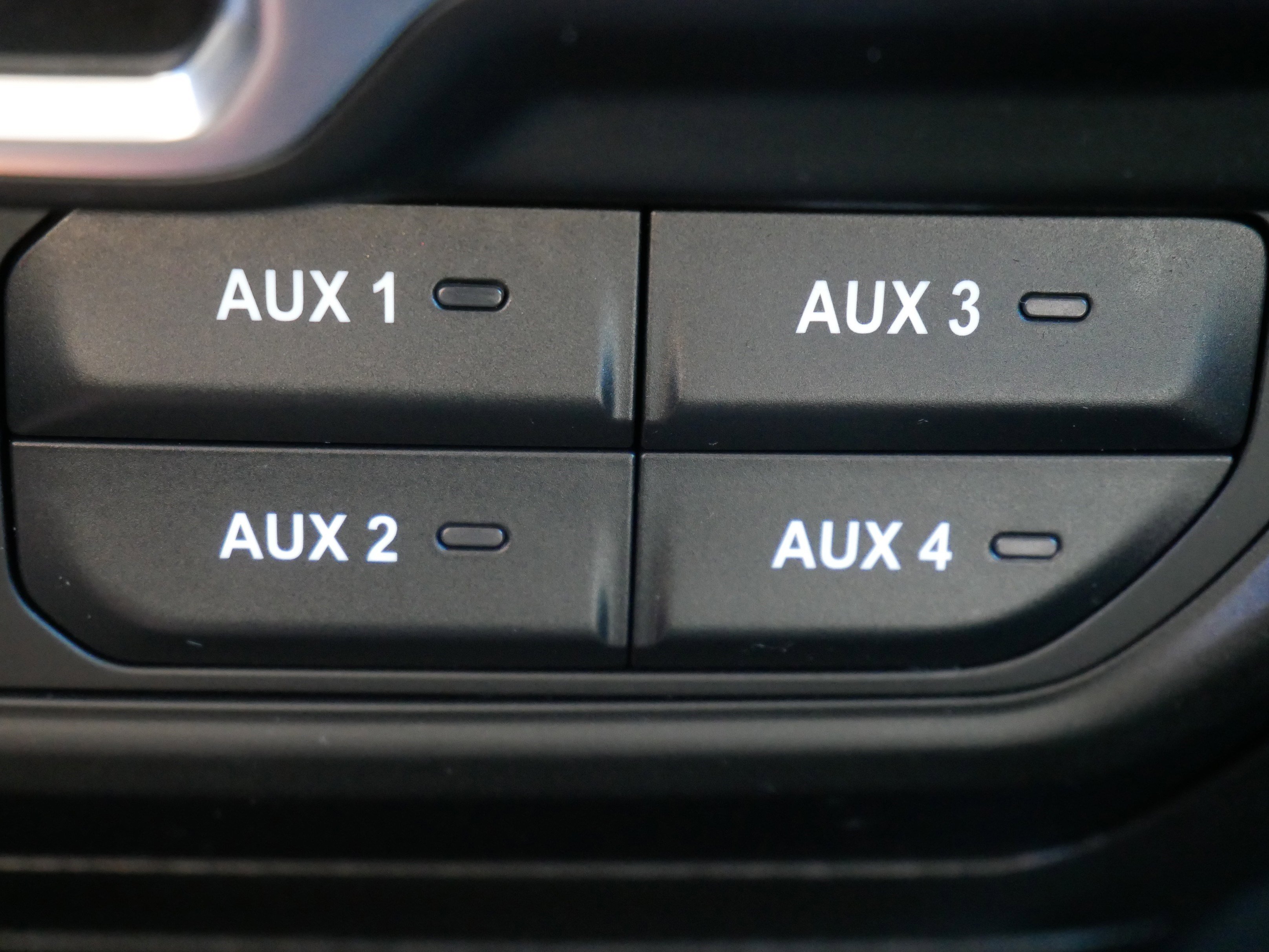 Used 2021 Jeep Gladiator Willys image 29