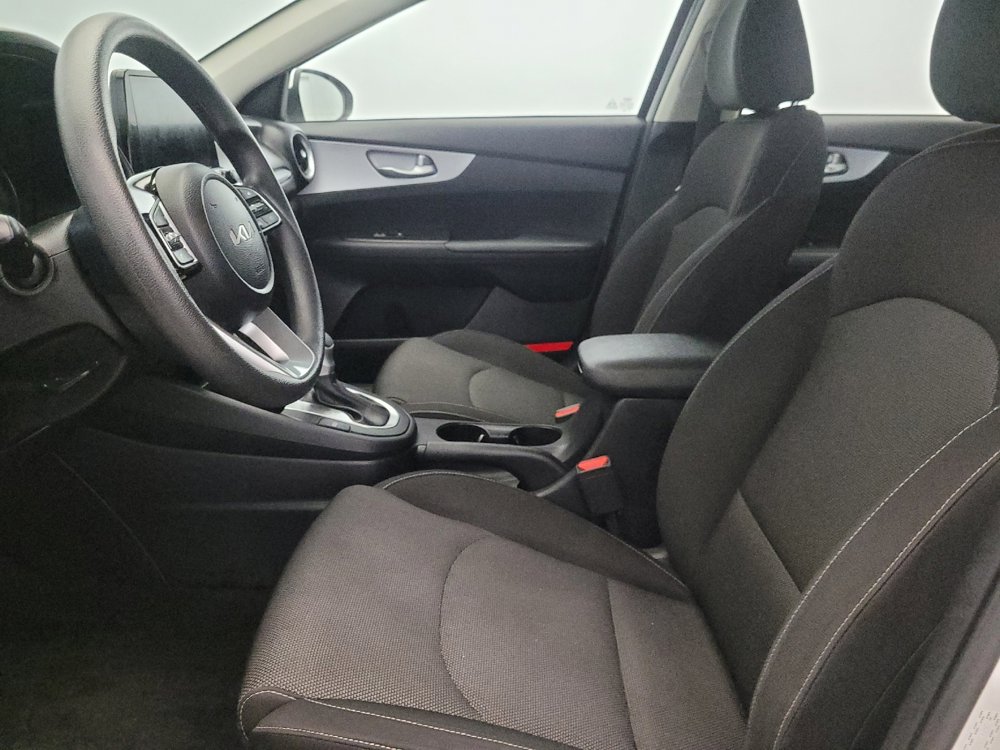 Used 2024 Kia Forte LXS image 17