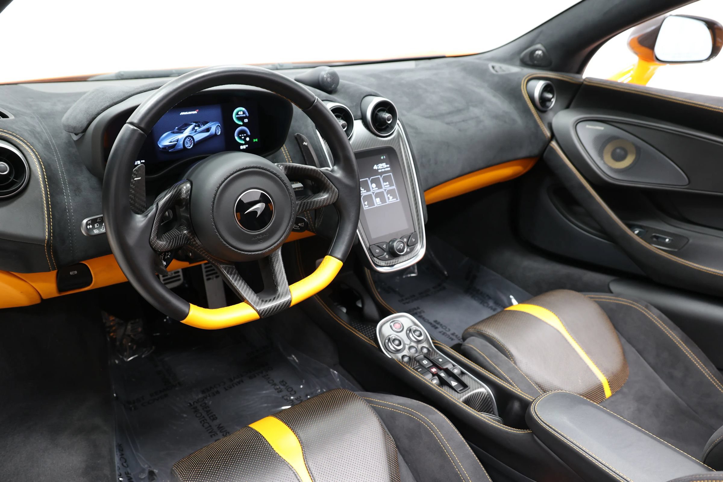 Used 2019 McLaren 570S Spider RWD image 25