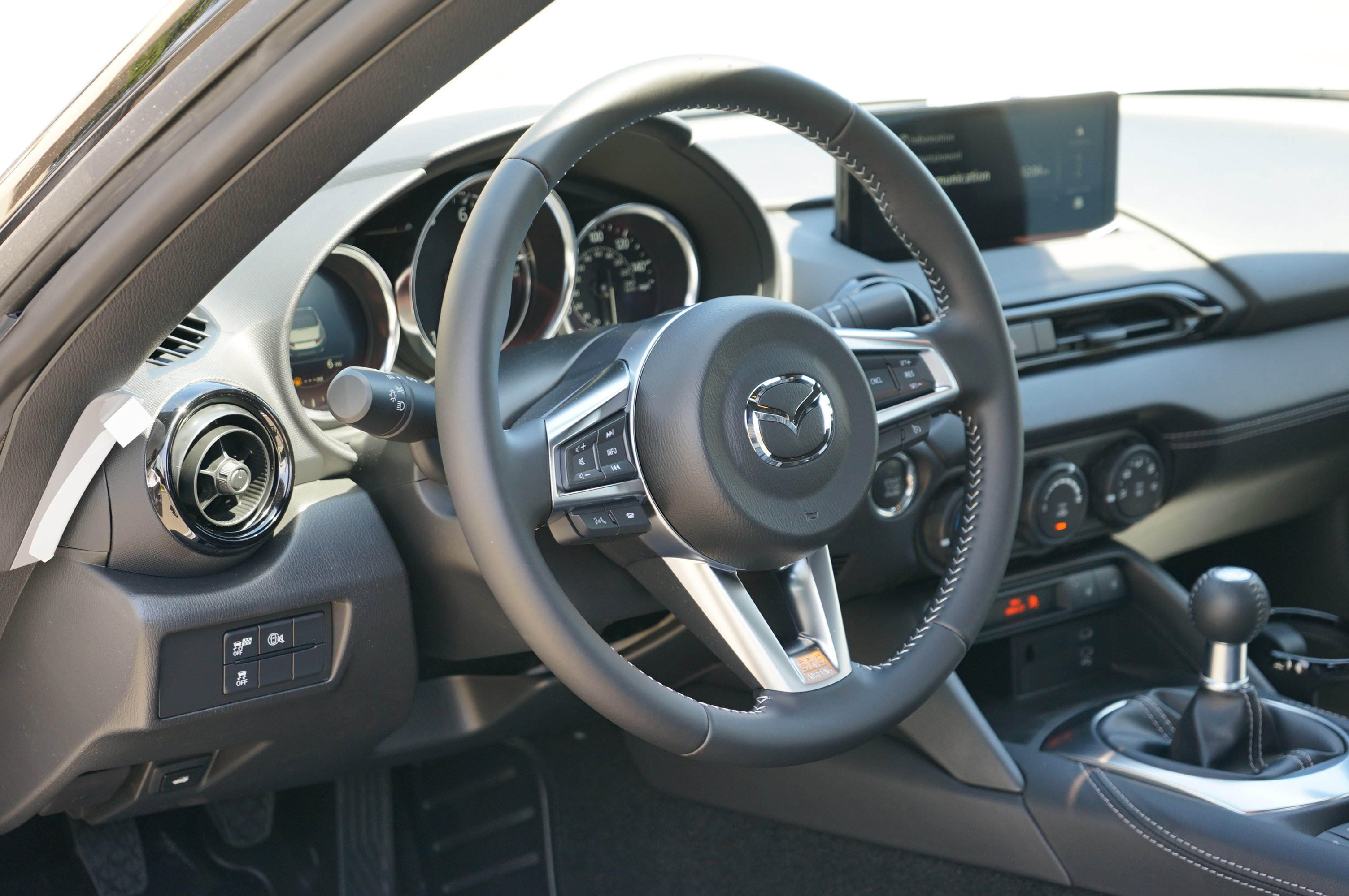 New 2025 MAZDA MX-5 Miata Club w/ Brembo/BBS Recaro Package image 12