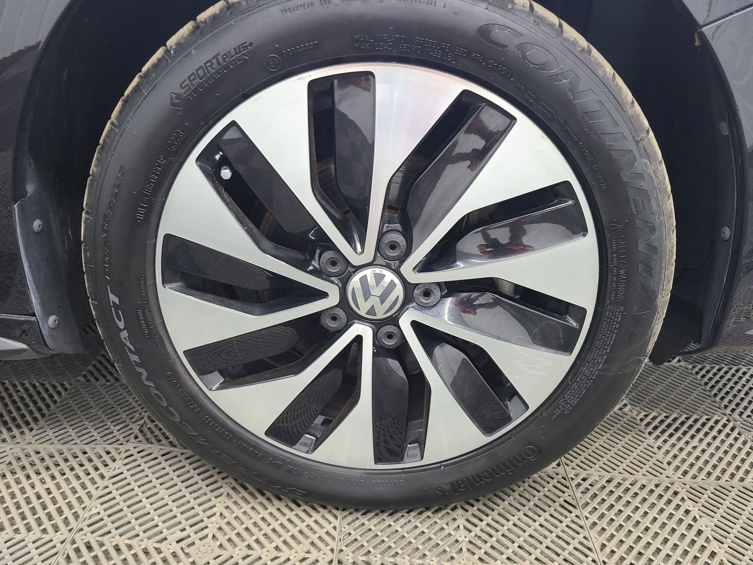 Used 2016 Volkswagen Jetta SEL Premium image 15