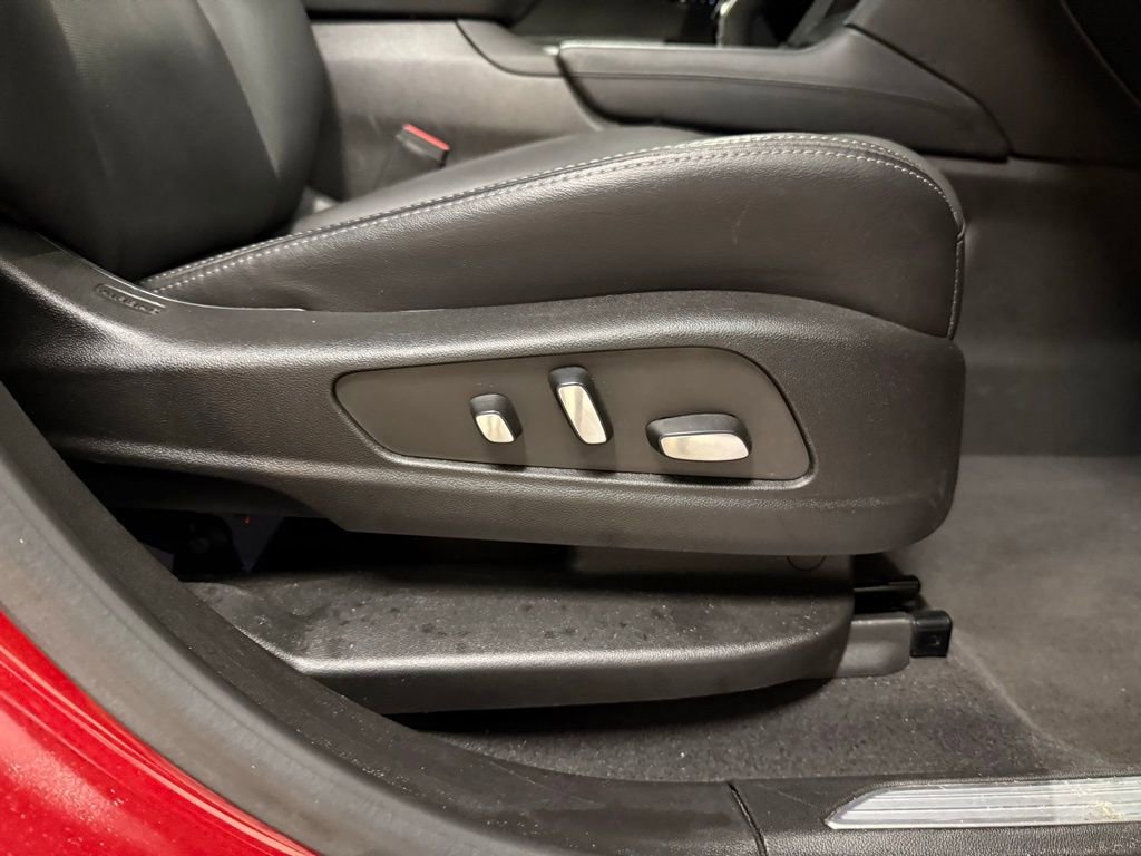 Used 2023 Cadillac XT5 Premium Luxury image 33