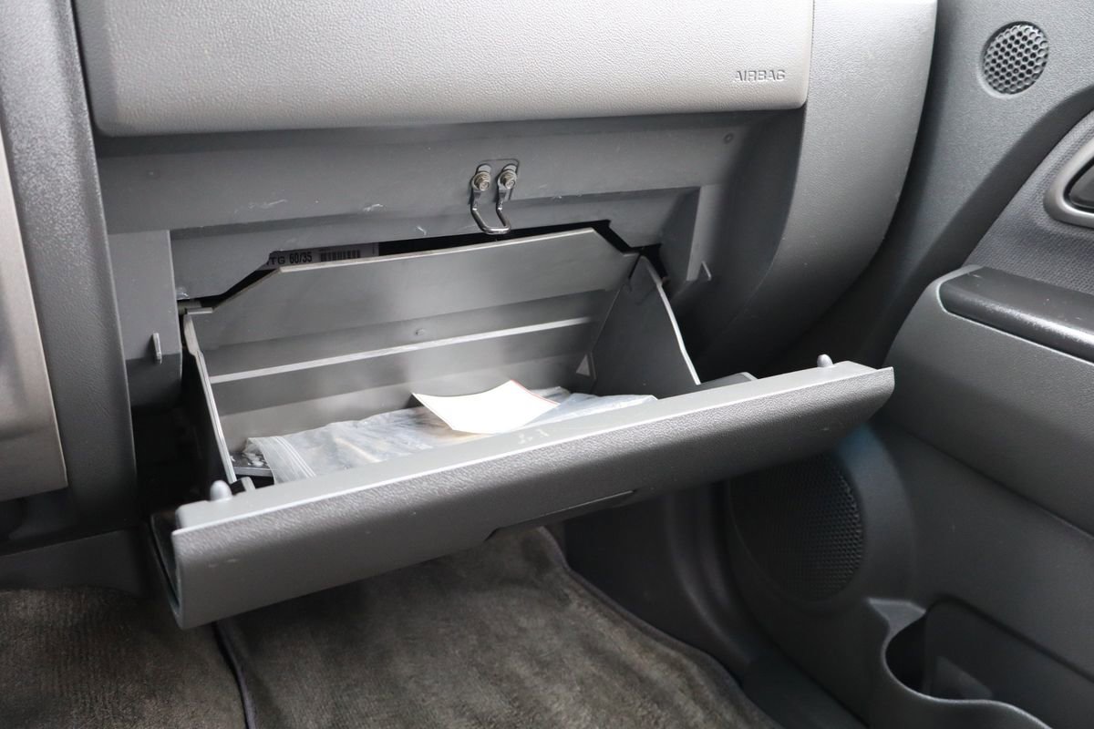 Used 2005 Chevrolet Colorado LS image 33