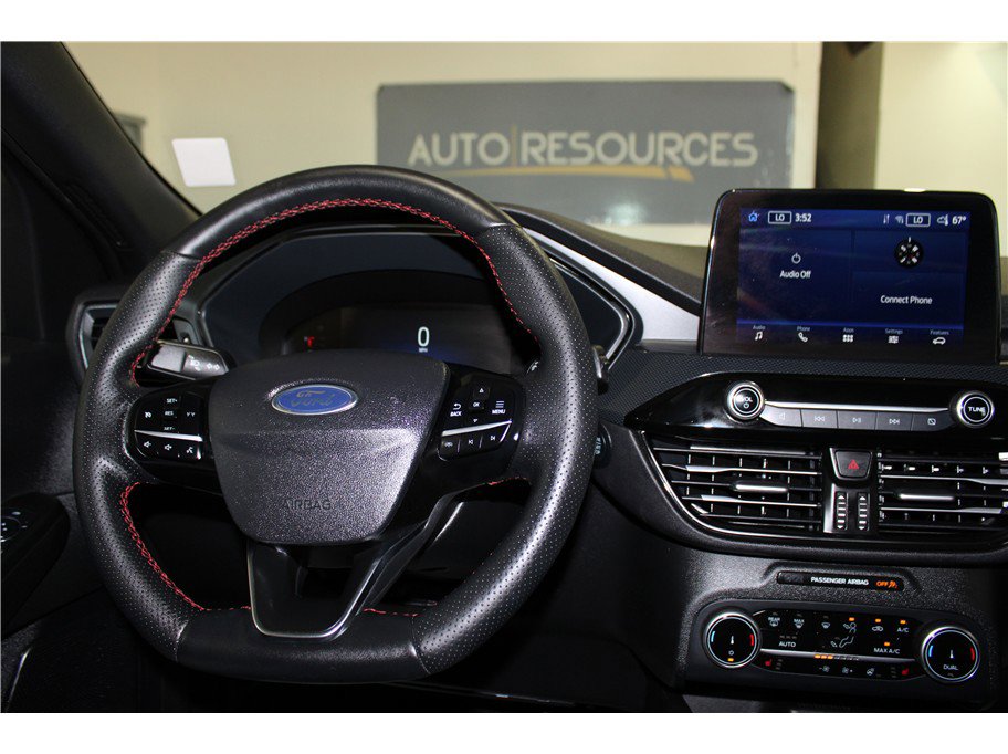 Used 2025 Ford Escape ST-Line Select image 29