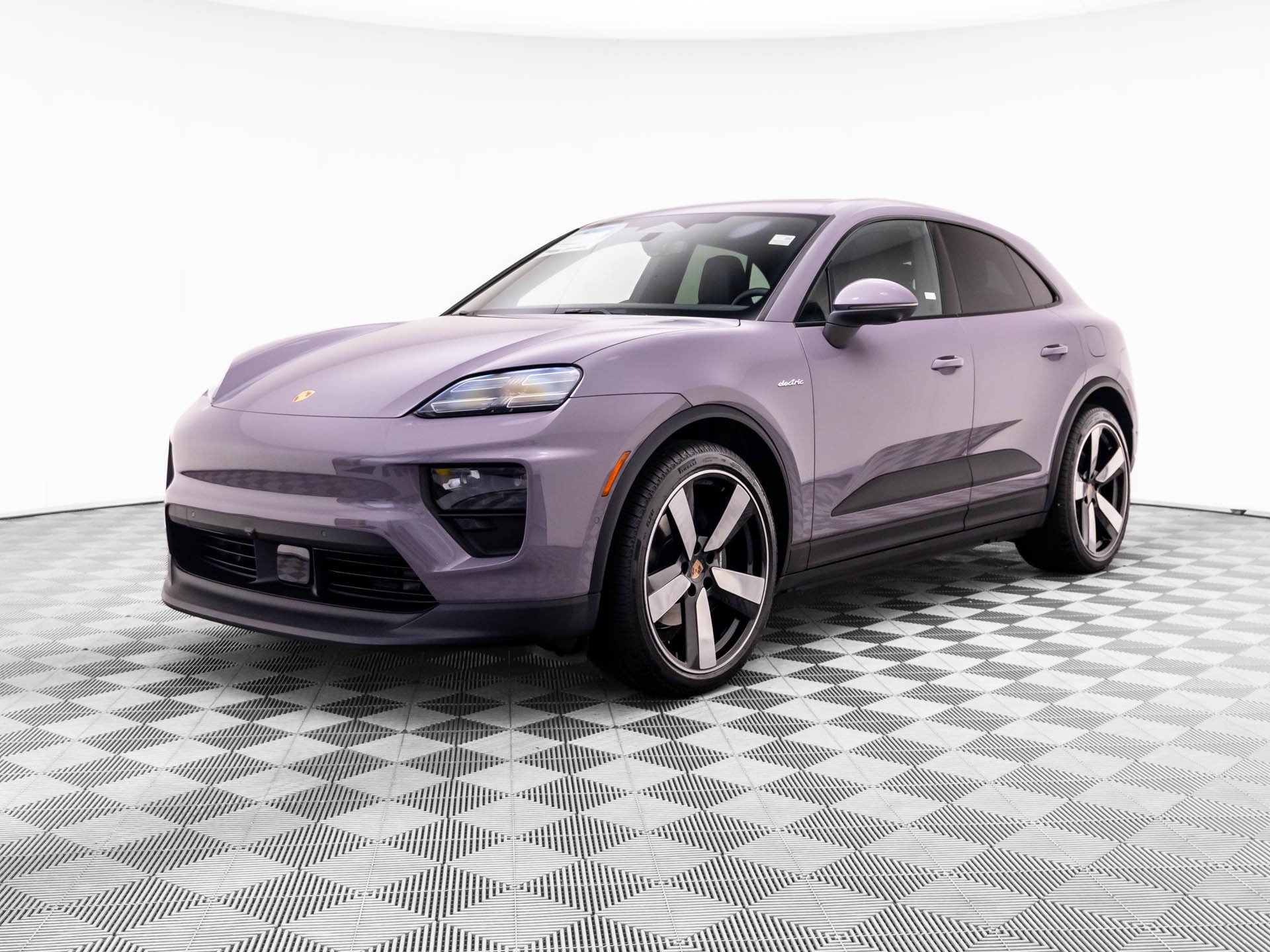 New 2026 Porsche Macan 4 Electric AWD/4WD 360° Tour