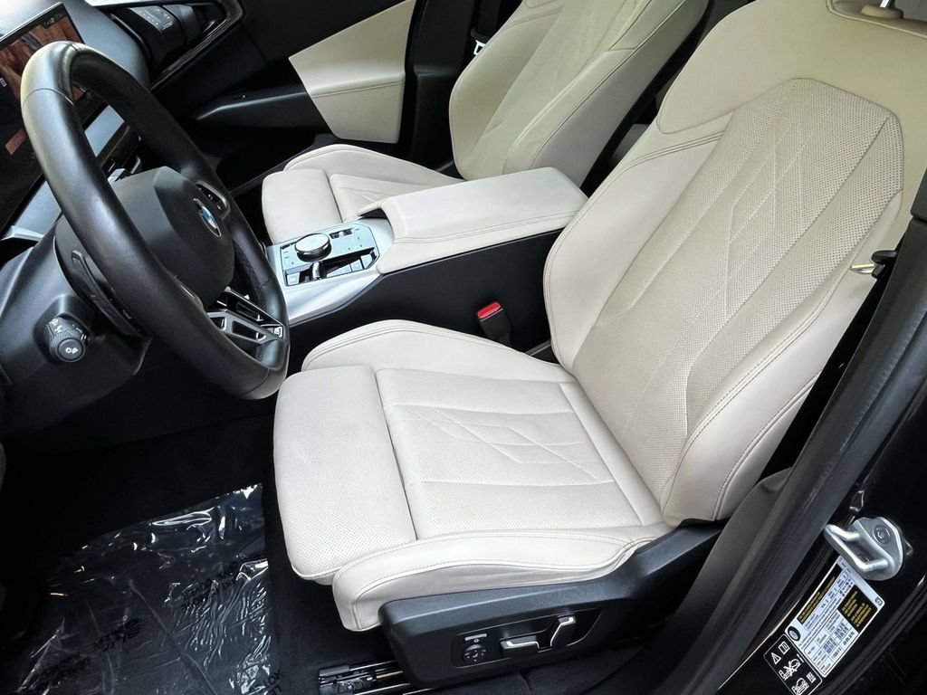 Used 2025 BMW X3 xDrive30i AWD/4WD image 12
