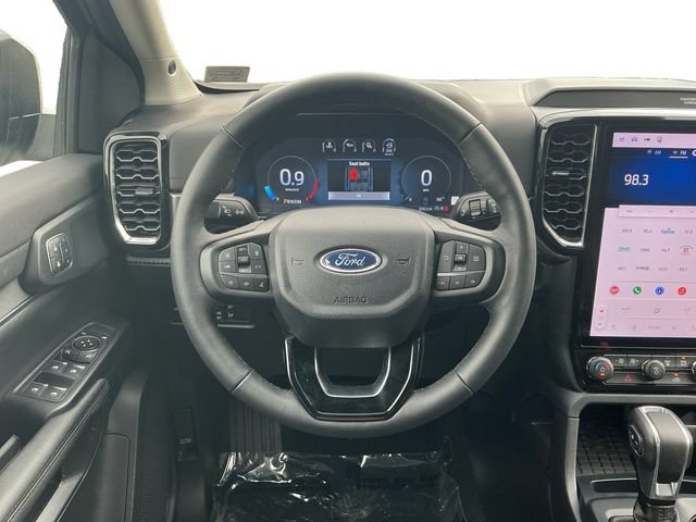 Certified 2025 Ford Ranger Lariat w/ FX4 Off-Road Package AWD/4WD image 13